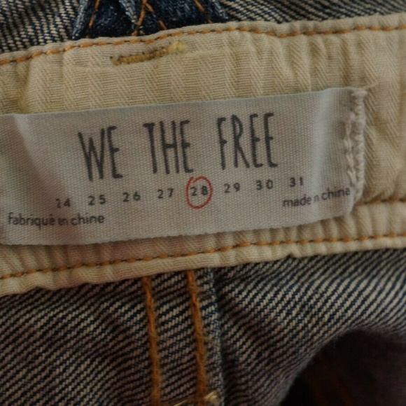 WE THE FREE PEOPLE Cut Over Overalls Size 28 - Picture 4 of 7